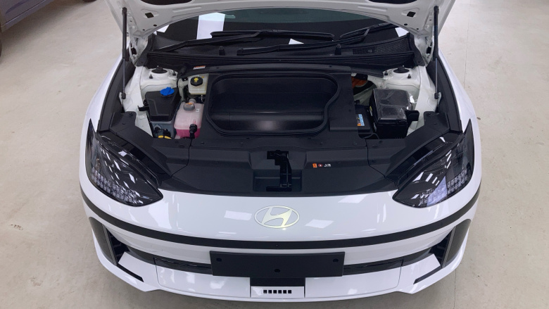 Hyundai IONIQ 6 239kW Ultimate 77kWh 4dr AWD Auto Electric Saloon